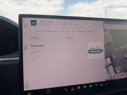 Used 2023 Tesla Model X AWD/4WD image 18