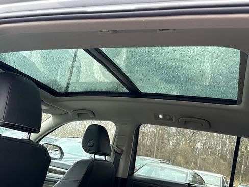 Certified 2023 Volkswagen Atlas SE w/ Panoramic Sunroof Package image 27