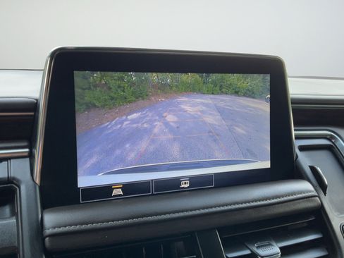 Used 2021 Chevrolet Tahoe LT RWD image 17
