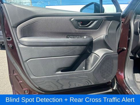 Used 2026 Subaru Forester Premium image 12