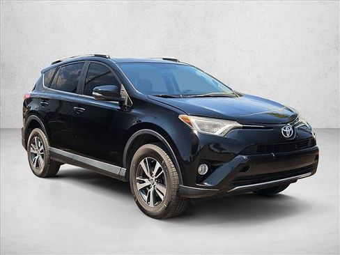 Used 2016 Toyota RAV4 XLE AWD/4WD image 3