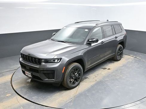 New 2026 Jeep Grand Cherokee L 4WD image 35