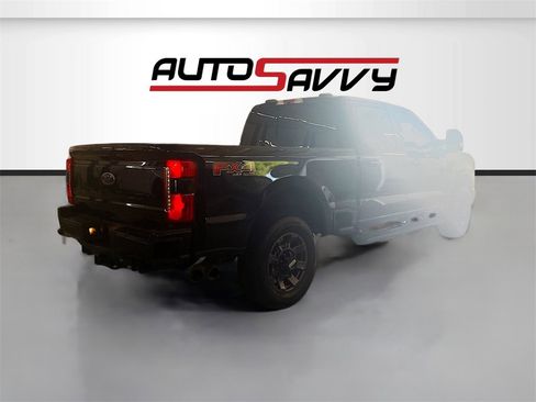 Used 2023 Ford F250 Lariat w/ Lariat Ultimate Package image 7