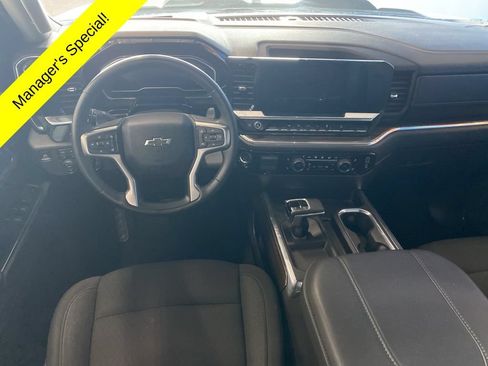Used 2024 Chevrolet Silverado 1500 LT Trail Boss w/ Protection Package AWD/4WD image 4