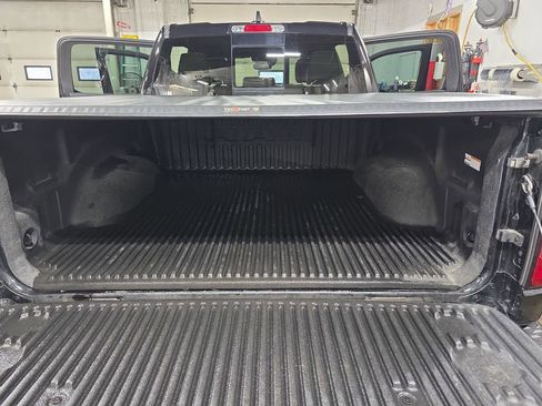 Used 2023 RAM 1500 Laramie image 12