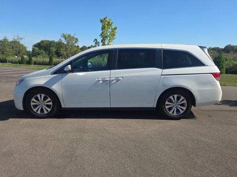 Used 2016 Honda Odyssey SE image 14