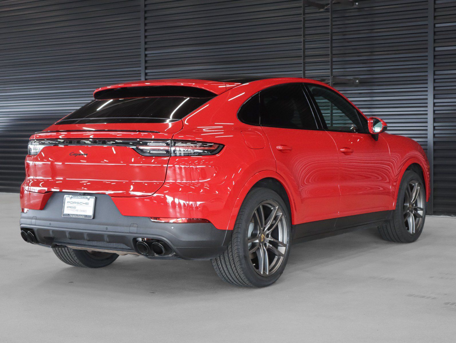 Certified 2023 Porsche Cayenne Coupe AWD/4WD image 10