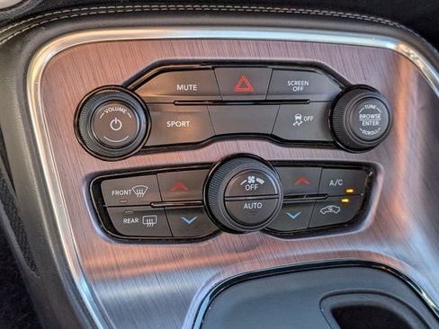 Used 2018 Dodge Challenger SXT image 22