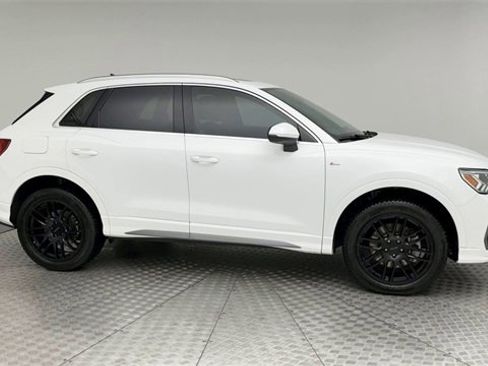 Used 2021 Audi Q3 2.0T Premium Plus w/ Premium Plus Package image 9