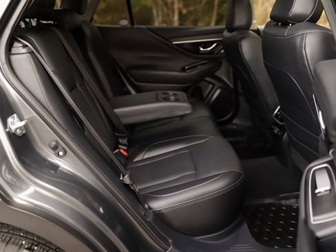 Used 2024 Subaru Outback Limited image 33