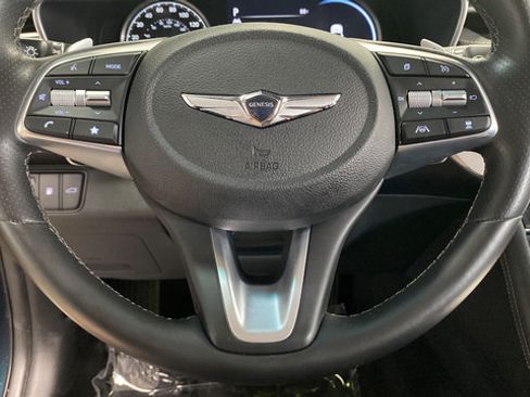 Used 2022 Genesis G70 2.0T w/ Prestige Package AWD/4WD image 16