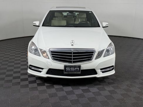 Used 2013 Mercedes-Benz E 350 4MATIC Sedan image 2