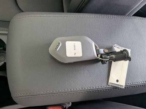 New 2026 Kia Sportage EX image 29