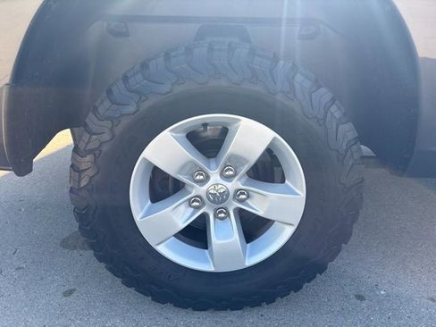 Used 2019 RAM 1500 Tradesman w/ Popular Equipment Group AWD/4WD image 9