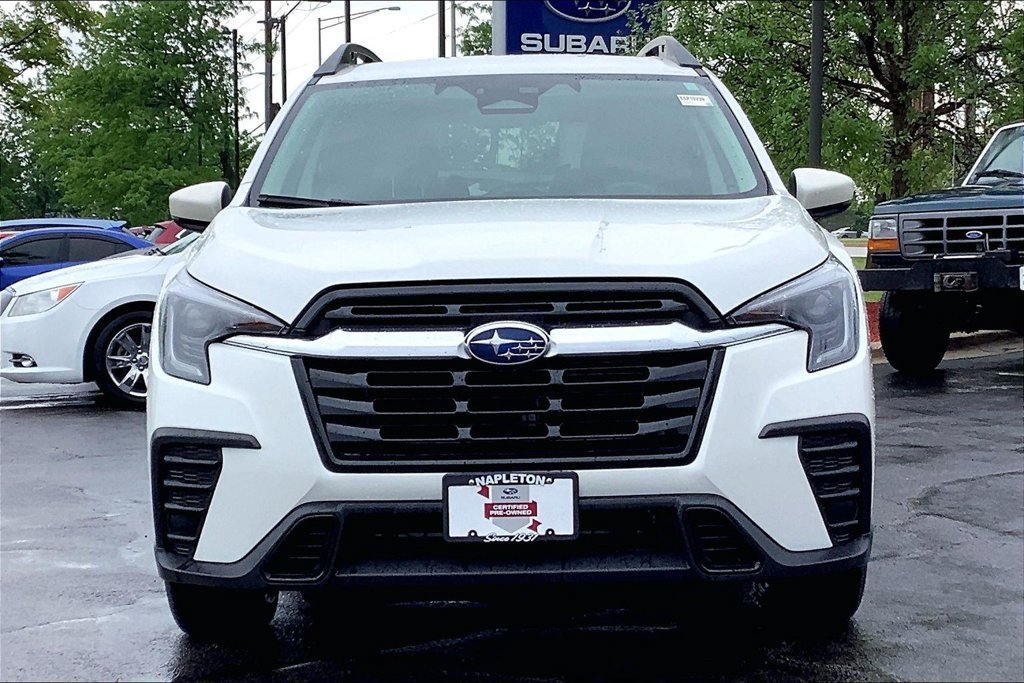 Certified 2025 Subaru Ascent Premium AWD/4WD image 3