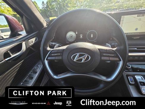 Used 2024 Hyundai Palisade Calligraphy AWD/4WD image 23
