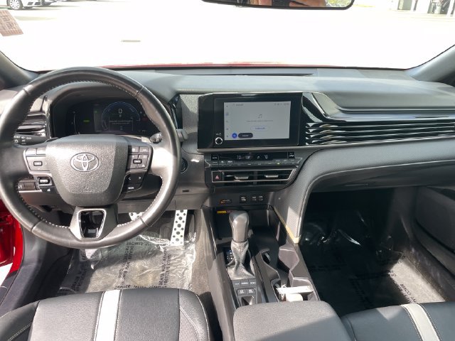 Used 2025 Toyota Camry SE FWD image 22