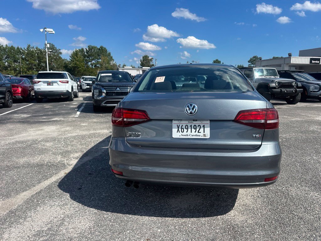 Used 2017 Volkswagen Jetta S FWD image 4