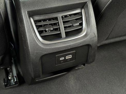 Used 2025 Chevrolet Blazer LT FWD image 30