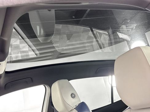 Certified 2025 Volkswagen ID.4 Pro S Plus AWD/4WD image 19