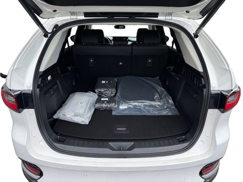 New 2025 MAZDA CX-70 Plug-In Hybrid w/ Premium Pkg image 17