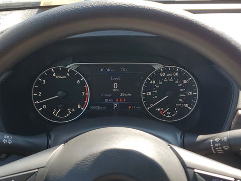Used 2024 Nissan Altima 2.5 SV FWD image 22