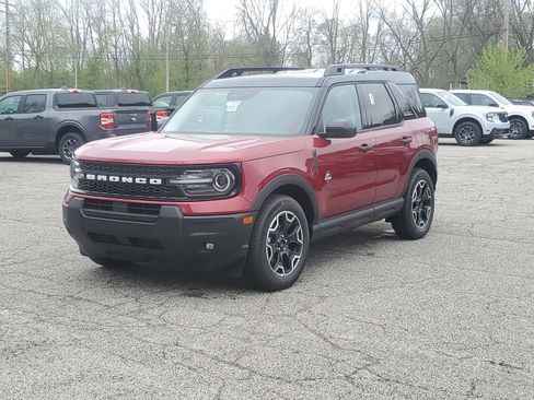 New 2026 Ford Bronco Sport Outer Banks AWD/4WD image 2