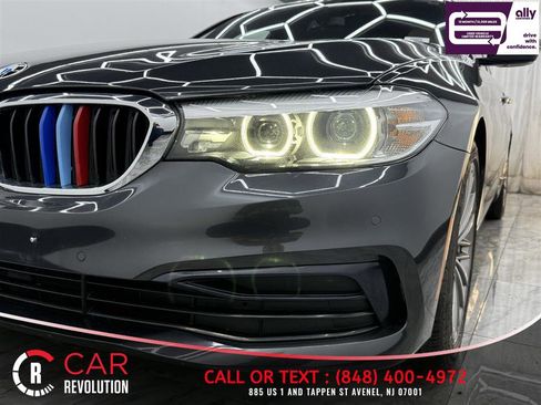 Used 2019 BMW 530i w/ Convenience Package RWD image 43