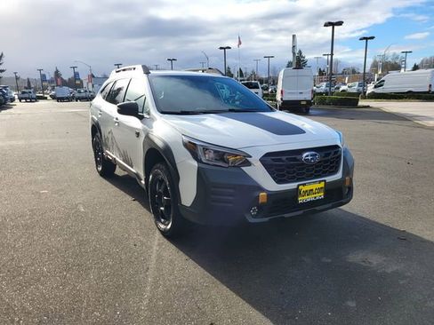 Used 2023 Subaru Outback Wilderness image 9