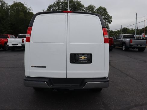 New 2025 Chevrolet Express 2500 w/ Driver Convenience Package image 21