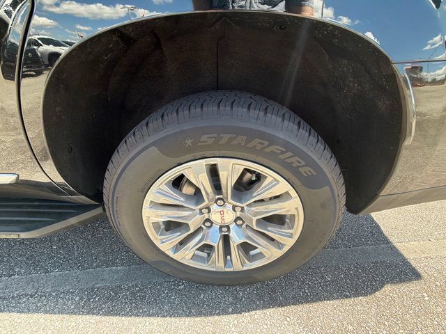 Used 2025 GMC Yukon Denali AWD/4WD image 20