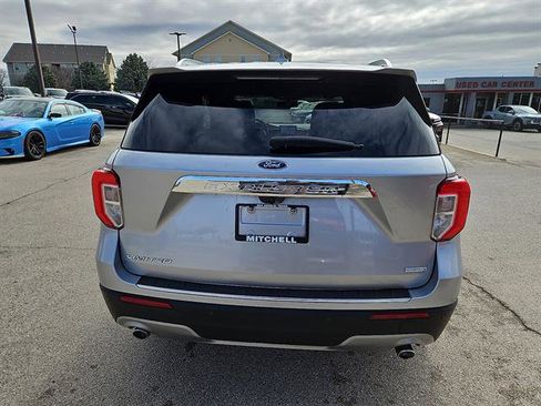 Used 2020 Ford Explorer Limited image 4