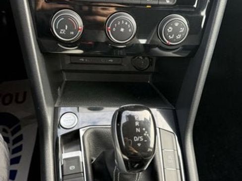 Certified 2025 Volkswagen Taos S image 22