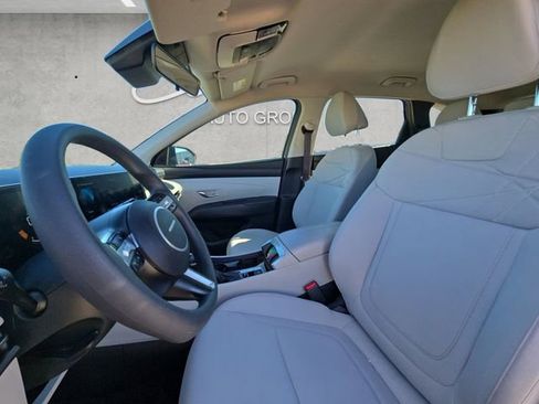 Used 2025 Hyundai Tucson SE image 19