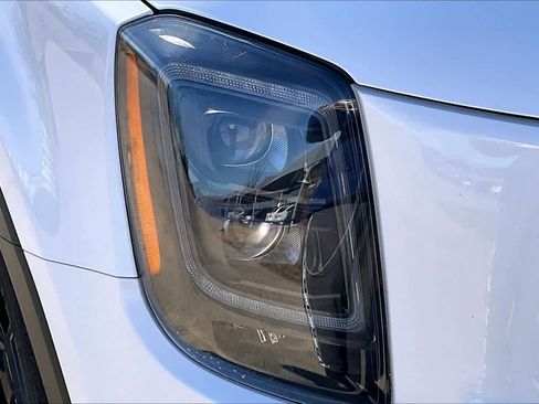 Used 2021 Kia Telluride SX w/ Nightfall Edition Package image 26