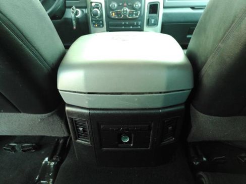 Used 2016 RAM 1500 Big Horn AWD/4WD image 25