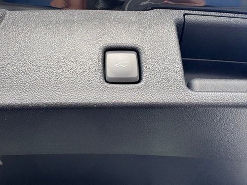 New 2025 Ford Escape ST-Line Select w/ Tech Pack #1 image 39