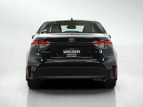 Used 2025 Toyota Corolla LE image 4