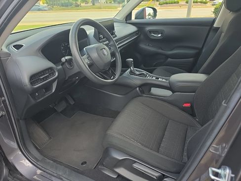 Used 2024 Honda HR-V LX image 8