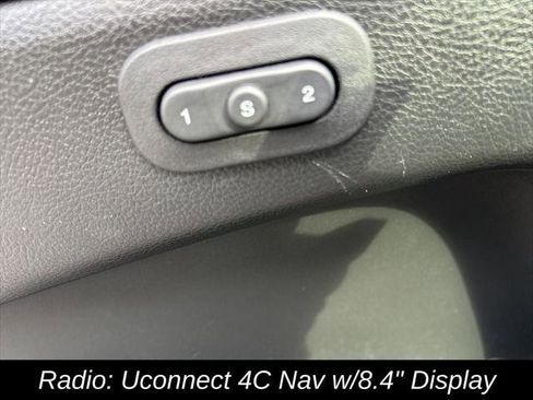 Certified 2021 Jeep Grand Cherokee Limited image 22