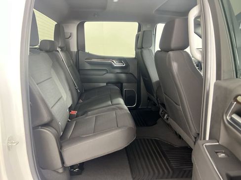 Used 2023 GMC Sierra 1500 SLE AWD/4WD image 18