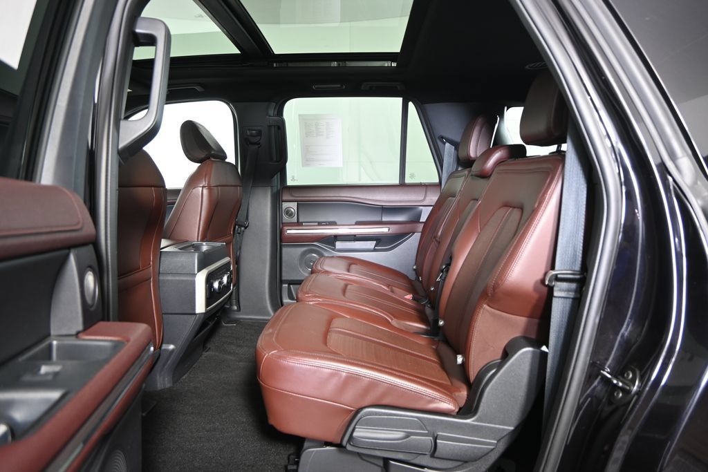 Used 2022 Ford Expedition Max Limited AWD/4WD image 19