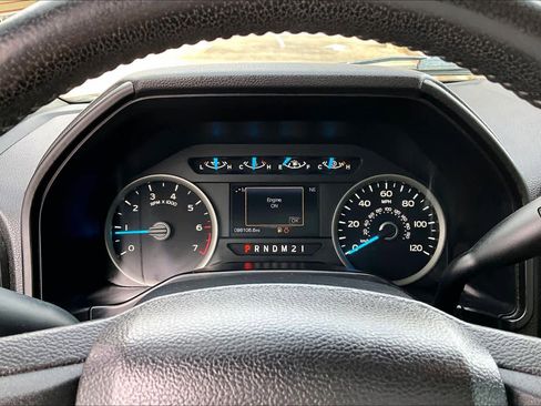 Used 2016 Ford F150 XLT w/ Equipment Group 302A Luxury image 25