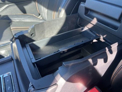 Certified 2022 Ford Expedition Platinum image 19