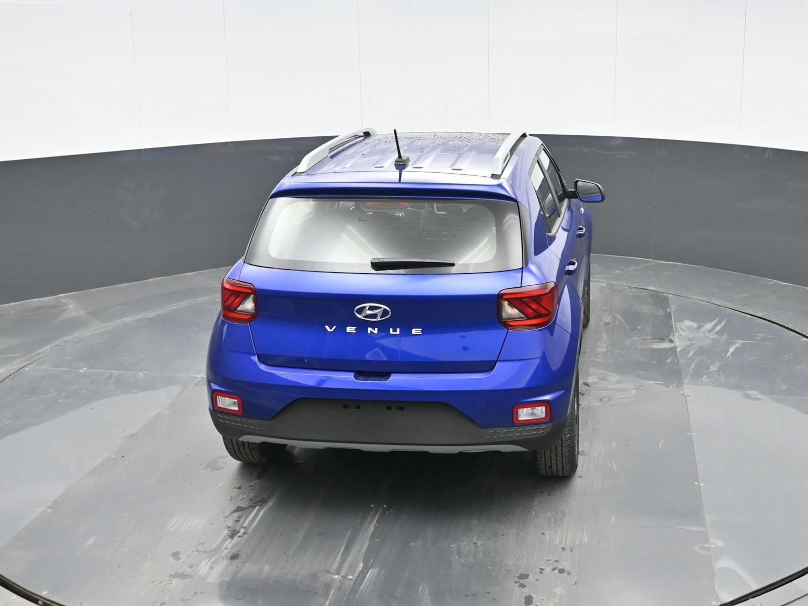 Used 2026 Hyundai Venue SEL FWD image 26