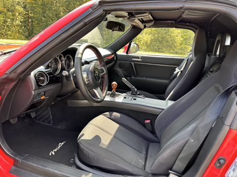 Used 2007 MAZDA MX-5 Miata Touring image 10