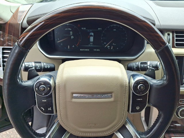 Used 2015 Land Rover Range Rover Supercharged AWD/4WD image 4