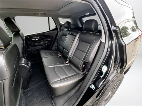 Used 2022 GMC Terrain AT4 w/ GMC Pro Grade Package AWD/4WD image 27