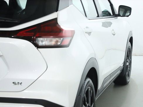 Certified 2023 Nissan Kicks SR image 45