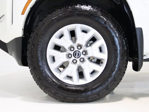 Used 2022 Nissan Frontier SV image 70